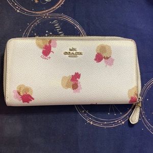 Coach accordion wallet, cream with flowers